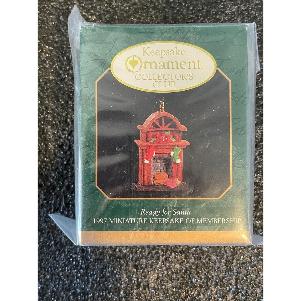 Hallmark 1997 Miniature Keepsake of Membership Ornament "Ready for Santa"